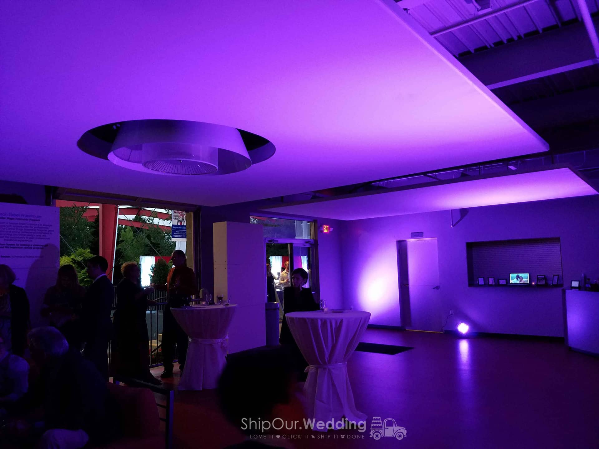 How Much Wedding Uplighting Rentals Cost... (Prices You Should Pay)