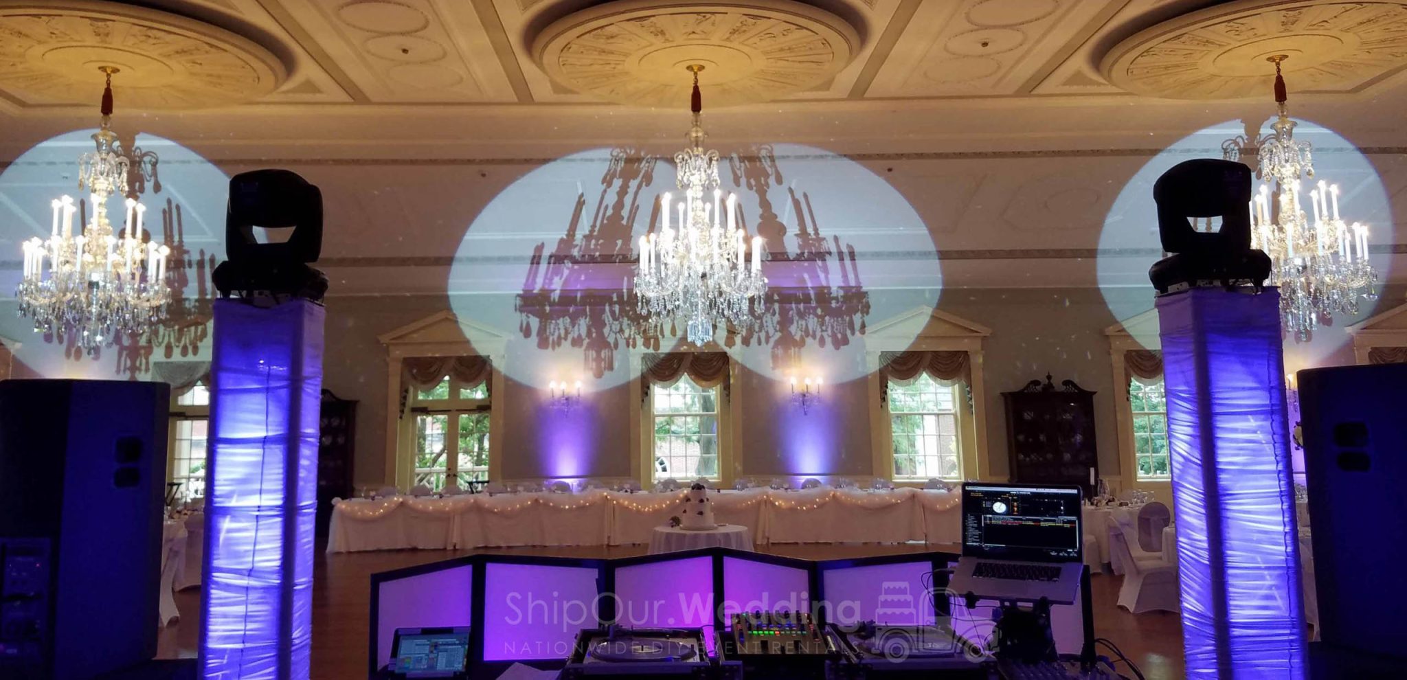 Why Wedding Tables Need Pin Spot Lighting + Spotlights [ DIY GUIDE ]