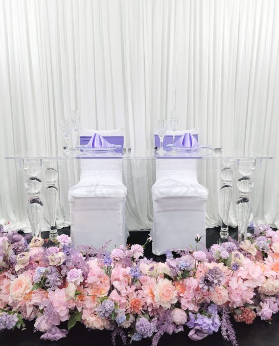 example_of_purple_wedding_flowers